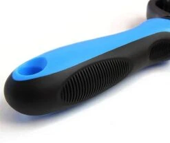 Professionele 2-Zijdige Ondervacht Kam Voor Hond En Kat – Hondenborstel – Kattenborstel - Hondenkam –Anti Klit - Haarverwijderaar Voor Huisdieren - Pijnloos - – Klittenkam – Verwijdert Klitten – Voorkomt Haaruitval – Black Friday - Sinterklaas 8 Professionele 2-Zijdige Ondervacht Kam Voor Hond En Kat – Hondenborstel – Kattenborstel - Hondenkam –Anti Klit - Haarverwijderaar Voor Huisdieren - Pijnloos - – Klittenkam – Verwijdert Klitten – Voorkomt Haaruitval – Black Friday - Sinterklaas -Hondenbenodigdheden Korting 1200x1012 2