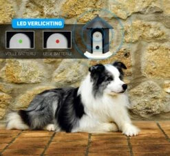 Vulpes Pets® Anti Blaf Apparaat Pro - Anti Blafband Voor Alle Honden - Luxe Hondentrainer - Diervriendelijk & Zonder Schok - Inclusief 9V Batterij - Waterbestendig - Ophangbaar - Instelbare Ultrasone Niveauregeling - 4 Standen -Hondenbenodigdheden Korting 1200x1102 1