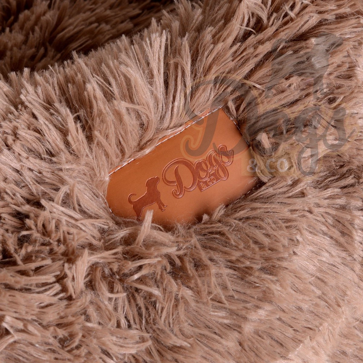 Dogs&Co Zachte Fluffy Hondenmat Voor Bank Maat L Khaki 120x90cm - Hondenmand 3 Dogs&Co Zachte Fluffy Hondenmat Voor Bank Maat L Khaki 120x90cm - Hondenmand - Afbeelding 3