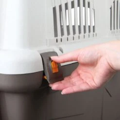 Skudo IATA Type 4 -Vervoersbox- Taupe/Sand - 68 X 48 X 51 Cm 33 Skudo IATA Type 4 -Vervoersbox- Taupe/Sand - 68 X 48 X 51 Cm -Hondenbenodigdheden Korting 1200x1200 2592