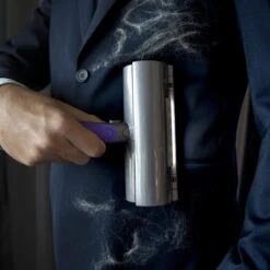 FurDaddy Batterij-aangedreven - Huisdier Haar Verwijderaar Voor Kleding - Herbruikbare Pluizenroller Voor Moeiteloze Verwijdering Van Kattenhaar & Hondenhaar - Zelfreinigende Pluizenborstel Voor Tapijt, Bank, Auto, Bed -Hondenbenodigdheden Korting 1200x1200 297