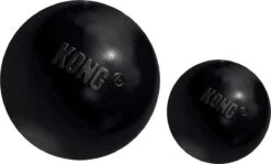 Kong Extreme Bal - Hondenspeelgoed - Zwart - M/L -Hondenbenodigdheden Korting 1200x725 3