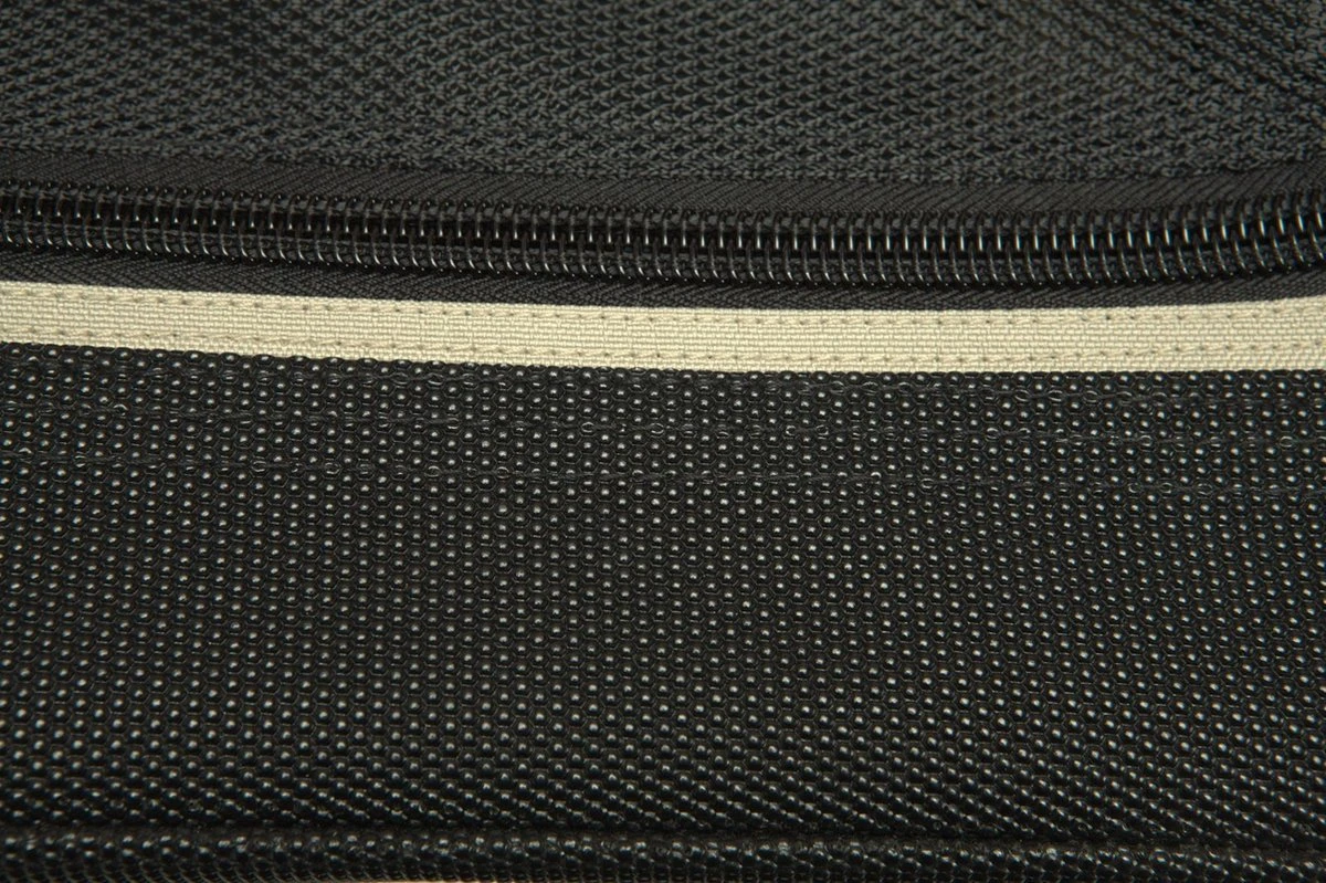 Maelson Soft Kennel - Robuuste Hondenbench Van Zacht Materiaal - Opvouwbare Kennel Met Stevig Stalen Binnenframe - Zwart/antraciet - XXS / XS / S / M / L / XL / XXL - 72 S 15 Maelson Soft Kennel - Robuuste Hondenbench Van Zacht Materiaal - Opvouwbare Kennel Met Stevig Stalen Binnenframe - Zwart/antraciet - XXS / XS / S / M / L / XL / XXL - 72 S - Afbeelding 15