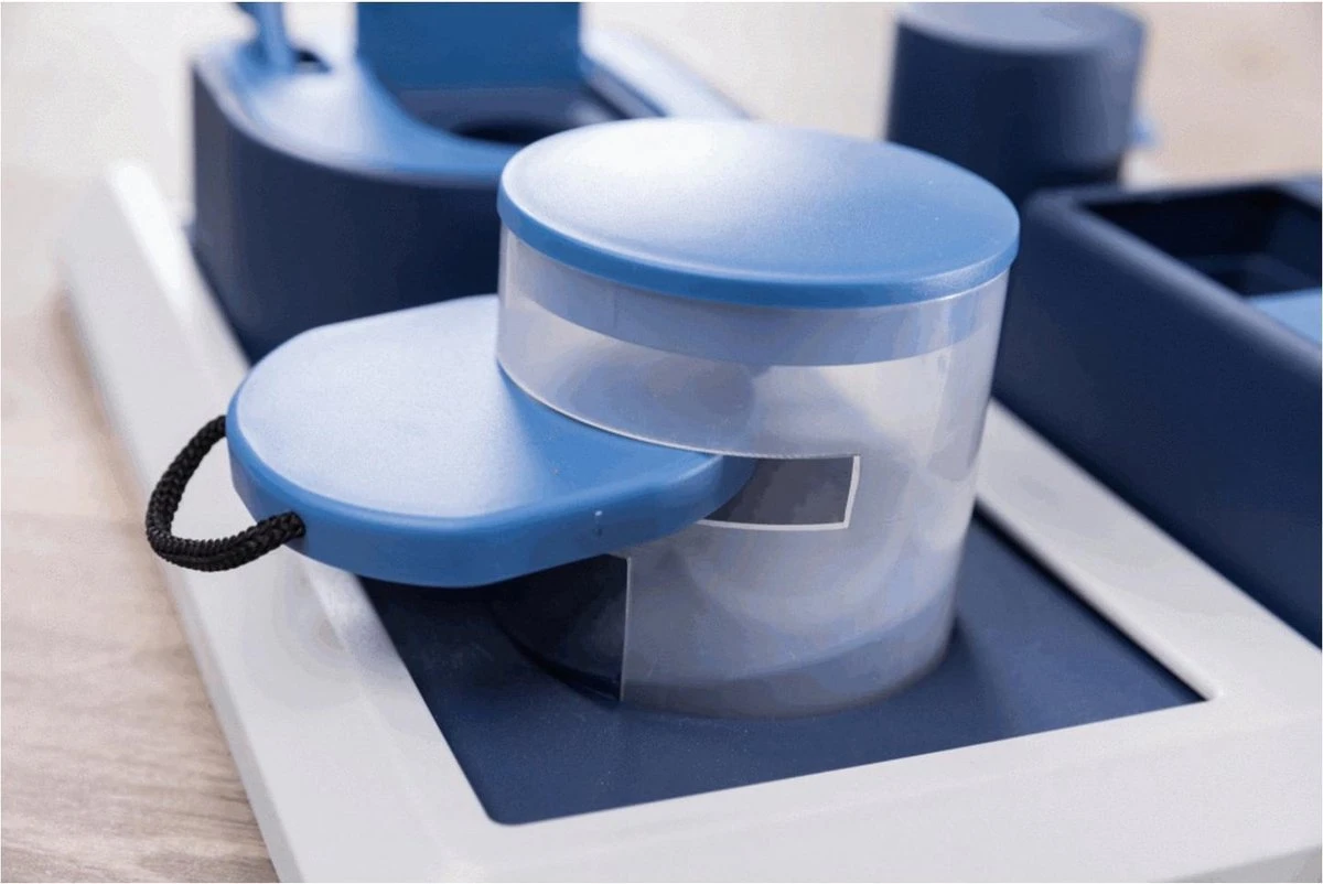 Trixie Dog Activity Poker Box 2 31x31 Cm 11 Trixie Dog Activity Poker Box 2 31x31 Cm - Afbeelding 11