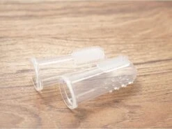 Merkloos Vinger Tandenborstel – 2 X -Hondenbenodigdheden Korting 1200x905 1