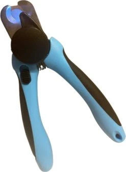 WVspecials® Professionele Dieren Nagelschaar Met Led Licht - Dieren Nagelschaar - Nagelschaar Hond - Honden Nagelknipper - Hondennagels - Honden Knip Schaar - Nageltang - Met LED Licht, Veiligheidsstop En Nagelvijl - Black Friday - Sinterklaas -Hondenbenodigdheden Korting 877x1200 2