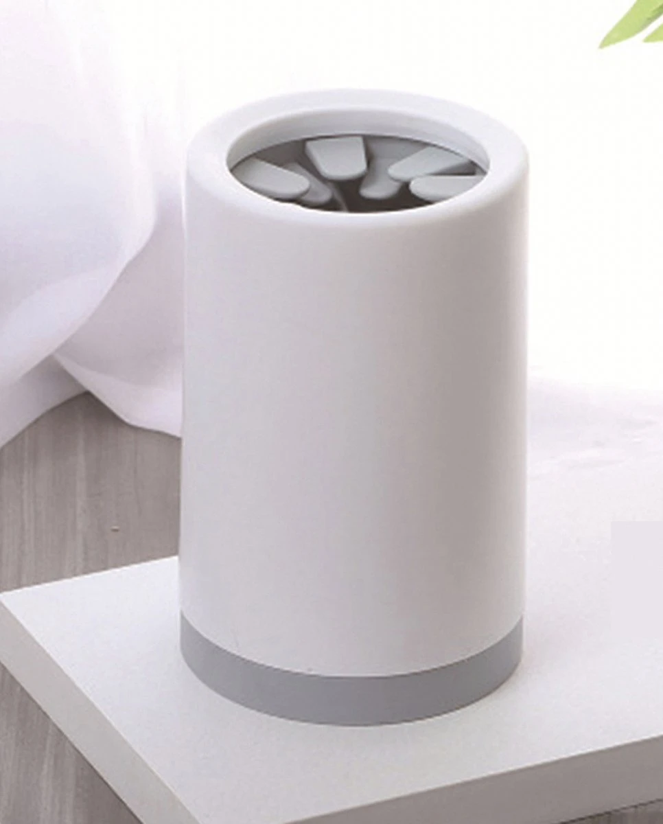 Merkloos Hondenpoten Reiniger - Hond - Kat - Hondenborstel - Grijs 1 Merkloos Hondenpoten Reiniger - Hond - Kat - Hondenborstel - Grijs